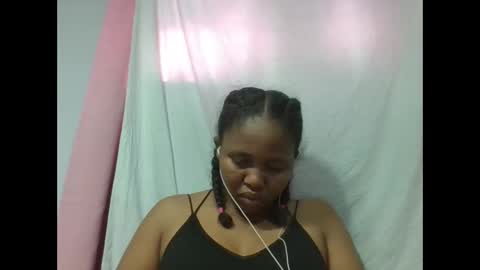 adelealy online show from 10/28/25, 05:33