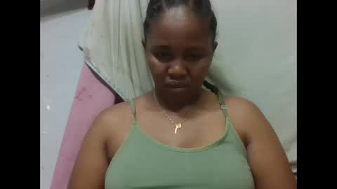 Snapshot of adelealy chatting on 02/18/26, 07:37 adelealy online show from 02/18/26, 07:37