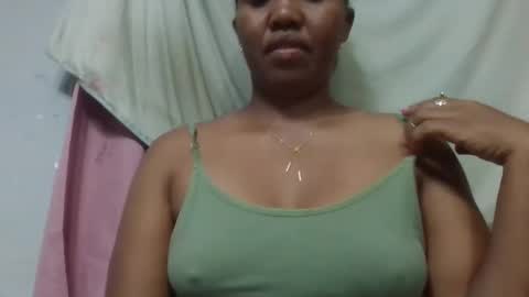 Snapshot of adelealy chatting on 02/18/26, 07:43 adelealy online show from 02/18/26, 07:43