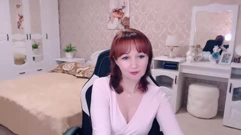 AdeleMoran online show from 12/15/24, 10:47