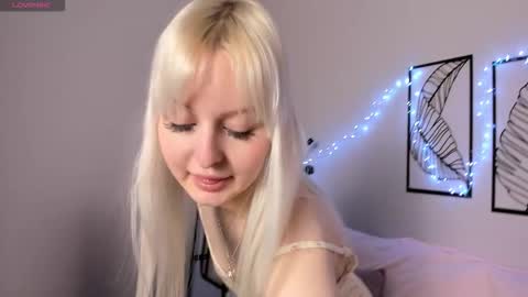 adelesilver online show from 10/28/25, 02:26