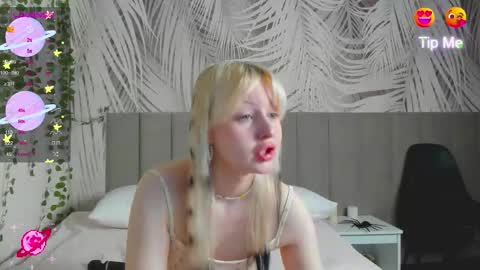 Snapshot of adelesilvy chatting on 02/06/26, 02:16 adelesilvy online show from 02/06/26, 02:16