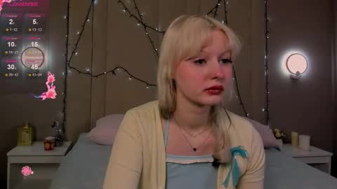 Snapshot of adelesilvy chatting on 03/17/26, 01:54 adelesilvy online show from 03/17/26, 01:54