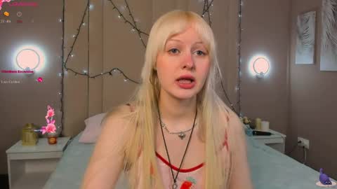 Snapshot of adelesilvy chatting on 04/07/26, 01:50 adelesilvy online show from 04/07/26, 01:50