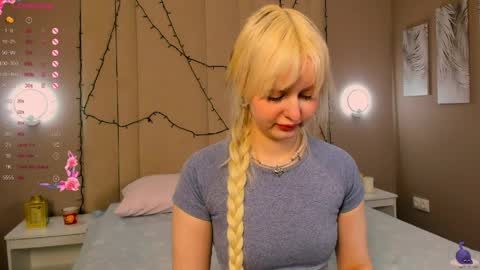 Snapshot of adelesilvy chatting on 04/10/26, 02:17 adelesilvy online show from 04/10/26, 02:17