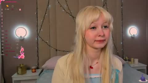 Snapshot of adelesilvy chatting on 05/02/26, 01:32 adelesilvy online show from 05/02/26, 01:32