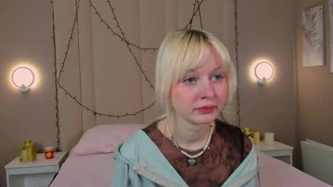 Snapshot of adelesilvy chatting on 06/09/26, 01:39 adelesilvy online show from 06/09/26, 01:39