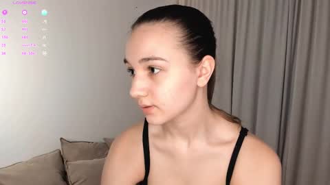 Snapshot of adelexx_zll chatting on 01/16/26, 06:23 adelexx_zll online show from 01/16/26, 06:23