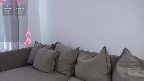 Snapshot of adelexx_zll chatting on 06/05/26, 06:52 adelexx_zll online show from 06/05/26, 06:52