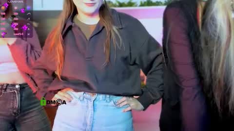 all three for u online show from 11/12/25, 12:27