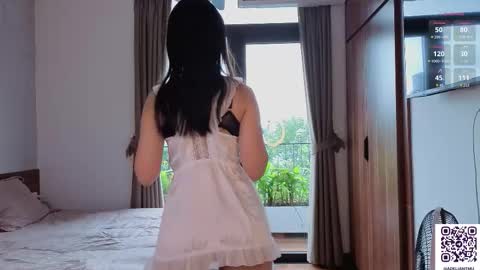 Snapshot of adelia_ntmu chatting on 11/08/25, 01:06 Adelia online show from 11/08/25, 01:06