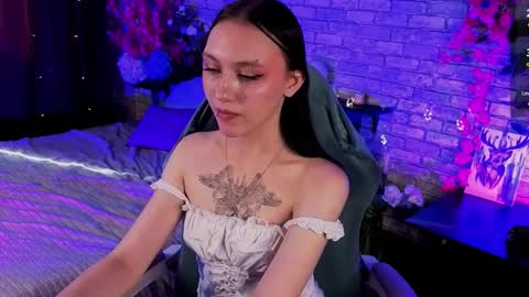 miss Ada online show from 09/15/25, 08:58