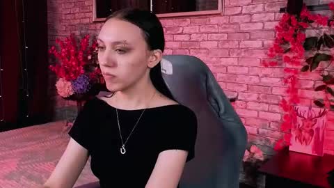 Snapshot of adelicelenoir chatting on 09/17/25, 07:10 miss Ada online show from 09/17/25, 07:10