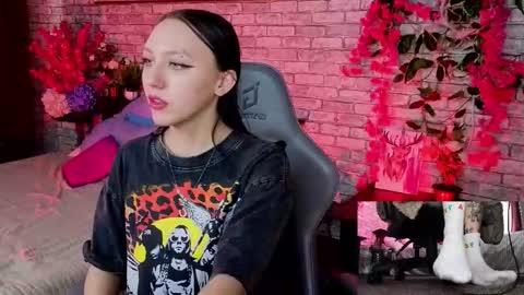 Snapshot of adelicelenoir chatting on 09/24/25, 07:23 miss Ada online show from 09/24/25, 07:23