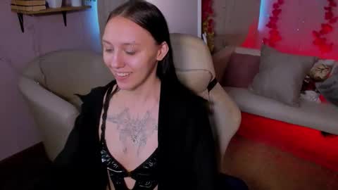 Snapshot of adelicelenoir chatting on 10/02/25, 01:51 miss Ada online show from 10/02/25, 01:51