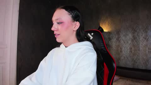 Snapshot of adelicelenoir chatting on 10/03/25, 02:03 miss Ada online show from 10/03/25, 02:03