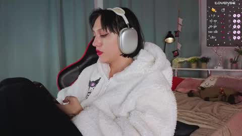 Snapshot of adelicelenoir chatting on 10/18/25, 06:19 miss Ada online show from 10/18/25, 06:19