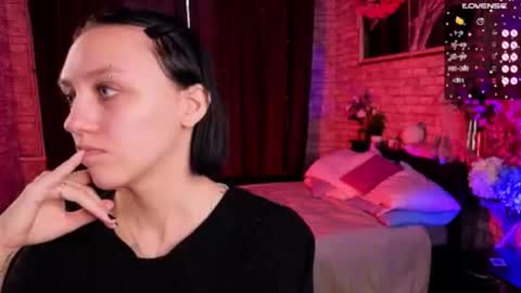 Snapshot of adelicelenoir chatting on 10/30/25, 05:42 miss Ada online show from 10/30/25, 05:42