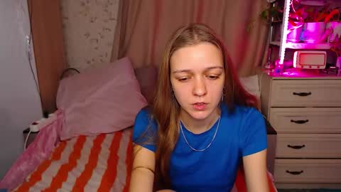 Lina online show from 12/03/25, 04:49