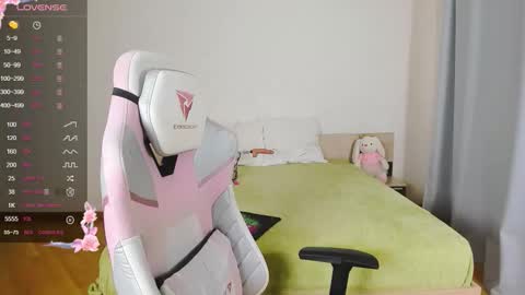 Adelina online show from 10/19/25, 09:32