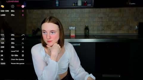 Adelina online show from 06/06/26, 02:11