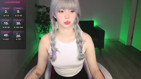 Snapshot of adelina_pinky chatting on 06/08/26, 02:45 Adelina Pinky online show from 06/08/26, 02:45