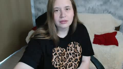 adelinalawson online show from 06/12/26, 02:54
