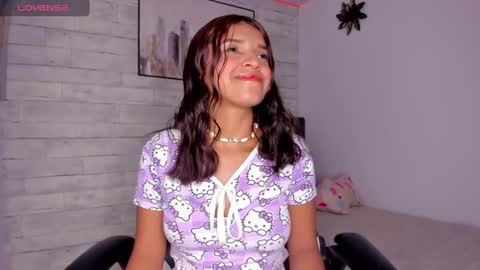 Adeline online show from 02/08/25, 07:59