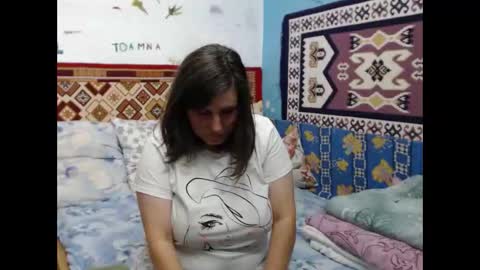 Larisa online show from 10/01/25, 11:27