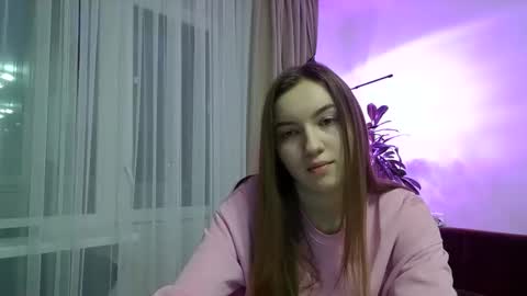 Snapshot of adelinee_sweet chatting on 12/02/25, 02:45 adeline online show from 12/02/25, 02:45