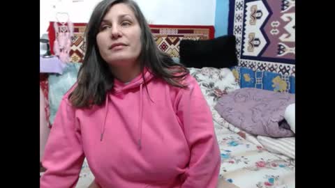 Snapshot of adelinemilf chatting on 01/19/26, 08:18 adelinemilf online show from 01/19/26, 08:18