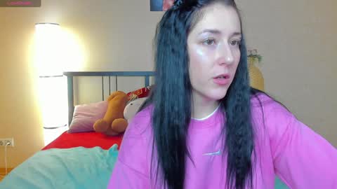 Adel online show from 12/12/24, 12:33