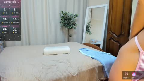 Adele maturemilfteasefitbruhete online show from 02/06/25, 10:15