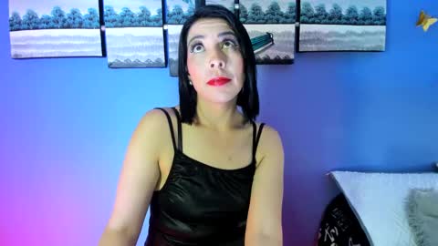 Adelle online show from 02/10/25, 02:05