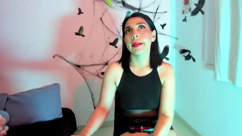 Adelle online show from 11/03/25, 09:10