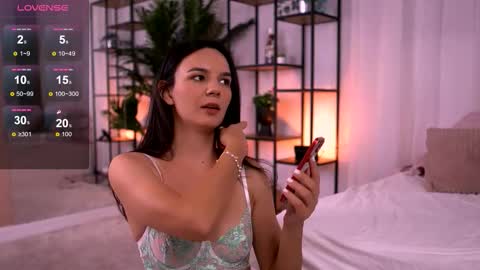 Adelle online show from 10/11/25, 05:50