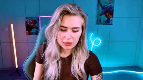 Adel online show from 09/09/25, 05:40