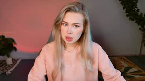 Adel online show from 09/25/25, 09:02