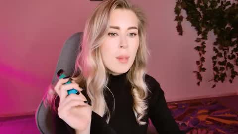 Adel online show from 10/14/25, 03:46