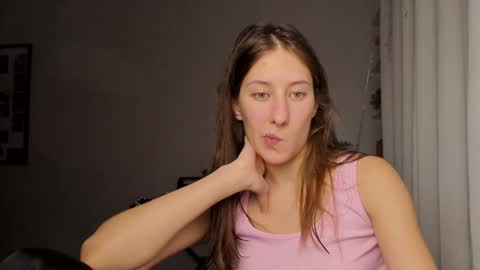 Snapshot of adellqueen chatting on 12/02/24, 10:34 Adell online show from 12/02/24, 10:34