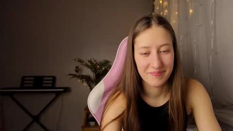 Snapshot of adellqueen chatting on 02/25/25, 10:29 Adell online show from 02/25/25, 10:29