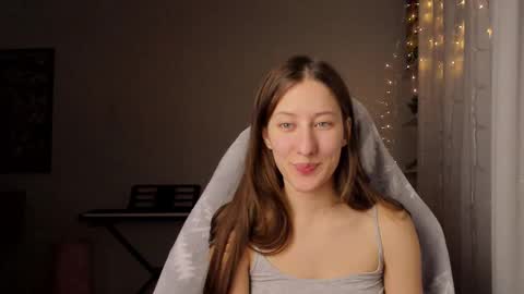 Snapshot of adellqueen chatting on 02/26/25, 10:31 Adell online show from 02/26/25, 10:31