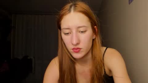 Snapshot of adellqueen chatting on 11/20/25, 11:15 Adell online show from 11/20/25, 11:15