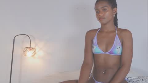 Snapshot of adelyn_x chatting on 01/14/25, 08:41  instragram adelyn 111 online show from 01/14/25, 08:41