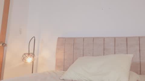 Snapshot of adelyn_x chatting on 02/07/25, 11:12  instragram adelyn 111 online show from 02/07/25, 11:12
