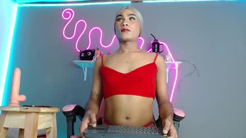 Snapshot of adhara_rangel chatting on 10/29/25, 02:36 adhara rangel online show from 10/29/25, 02:36