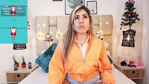 AdharaSmithh online show from 12/29/24, 07:11