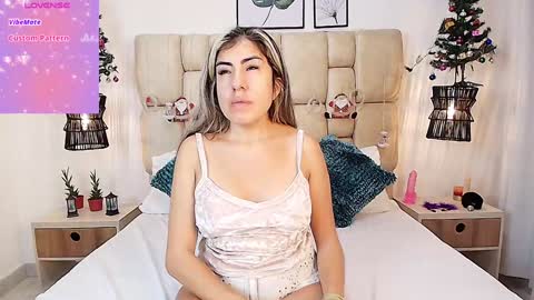 AdharaSmithh online show from 01/05/25, 04:16