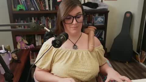 adobe_angel304 online show from 01/02/25, 11:06