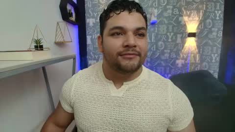 Snapshot of adonis__walker chatting on 10/02/25, 06:48 ADONIS online show from 10/02/25, 06:48